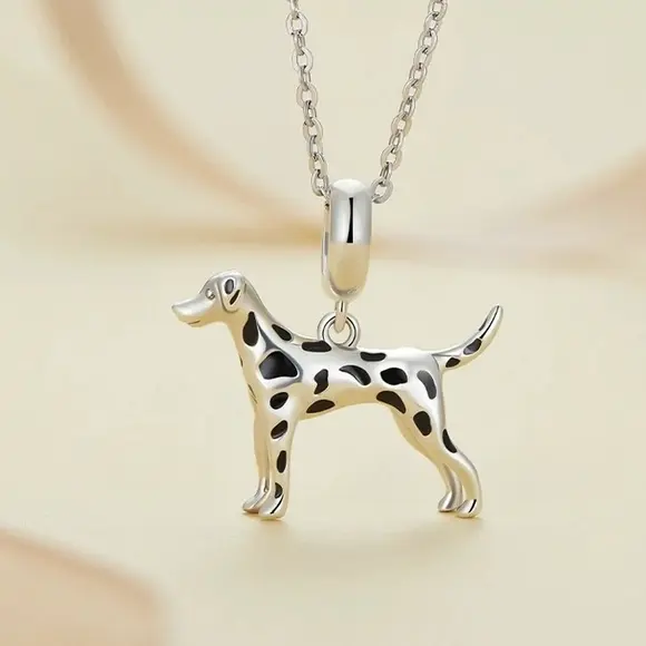 Шарм для пандори з далматинцем, замість плям отвори